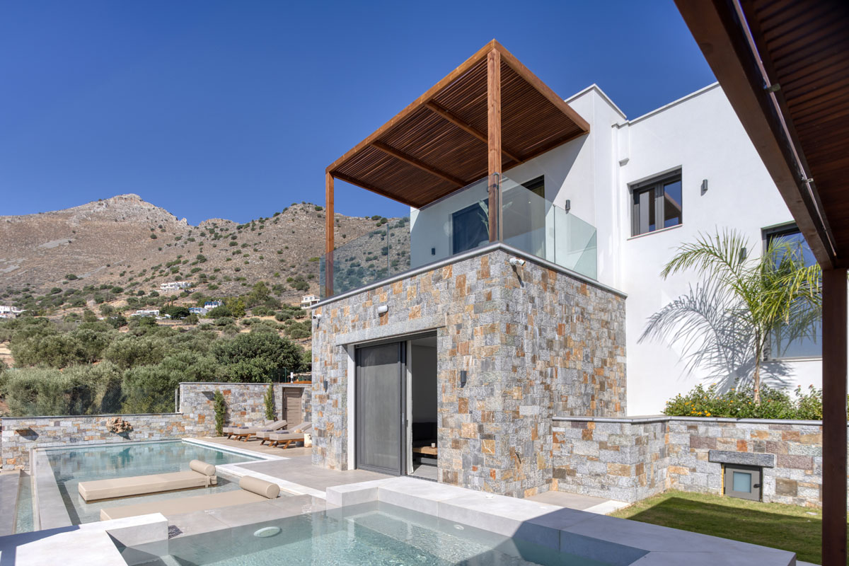 Zeus Luxury Villas